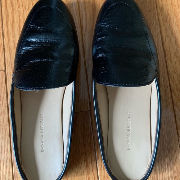 Banana Republic Shoes - Banana Republic crocodile black leather mules
